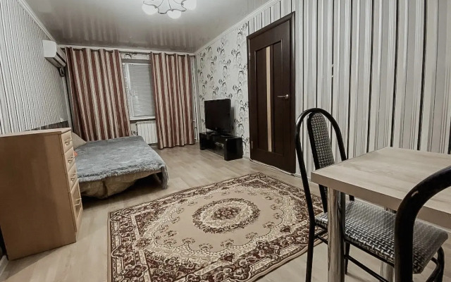 Green FOX Na Ulice Vyacheslava Mejera 6 Apartments