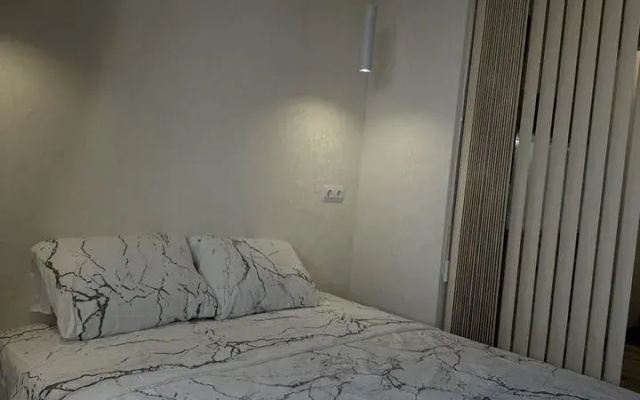 Квартира на Серышевском переулке, 8