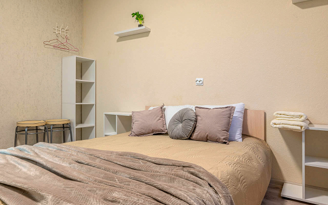 7/2 Latyshova 3 Apartments