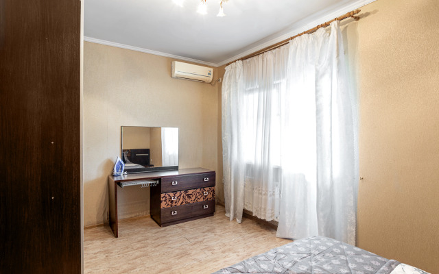 Na Chkalova 15 Flat