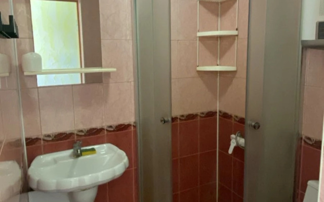 Dvukhkomnatnaya 1 Flat