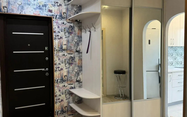 Апартаменты на Ул 50 Лет Влкс 3