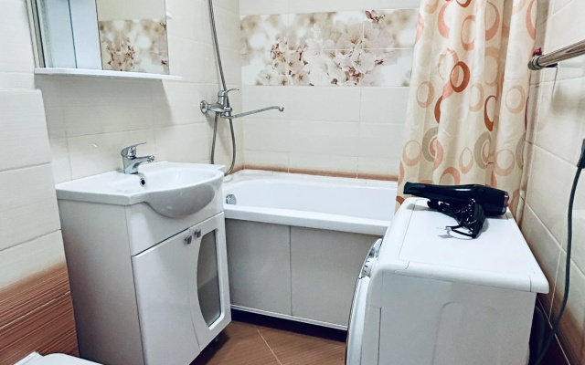 Apartamenty Sapfir  naprotiv Cirka i Promenada 3 na Lenina 63