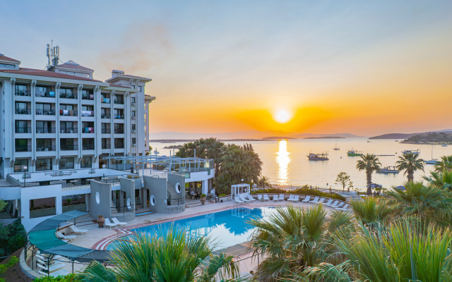 Sibyl Hotel Erythrai By Muup