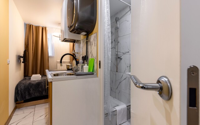 Апартаменты Улучшенная Студия Сити Групп на Саперном Переулке 8