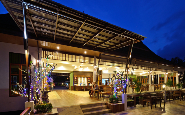 Poonsiri Resort Aonang Hotel
