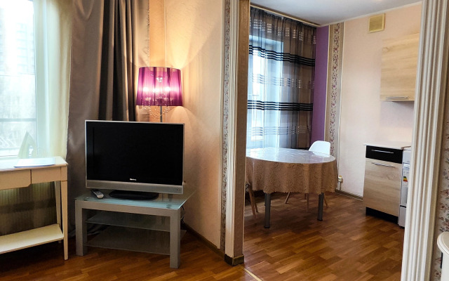 РАНТЬЕ_МСК на улице Верхние Поля, 27с2 Цветущая сакура