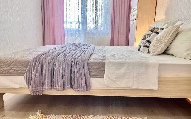 Apartamentyi Revolyutsii 52B 135