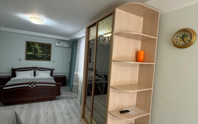 Zhemchuzhina u Morya Guest House