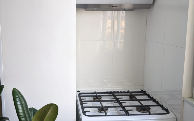 Ordzhonikidze 5 Flat