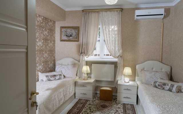 Elia Boutique Hostel & Apart-Hotel