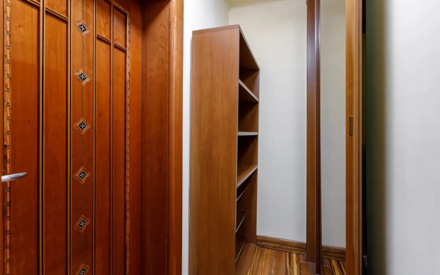 Apartamenty  Roskoshnye s Balkonom i Vidom na Kreml'