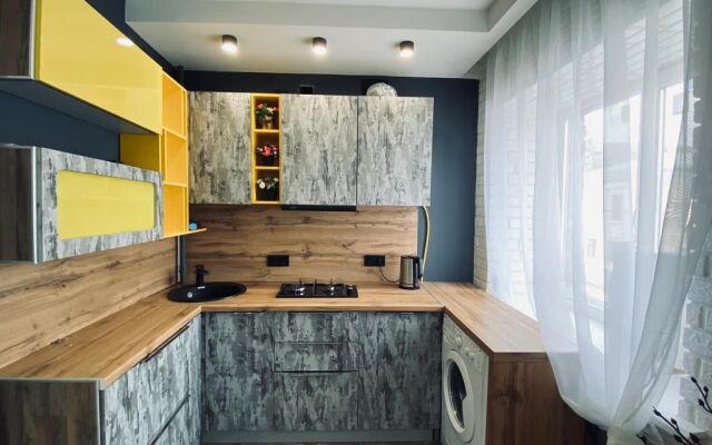 Апартаменты Современные на улице Коммунаров