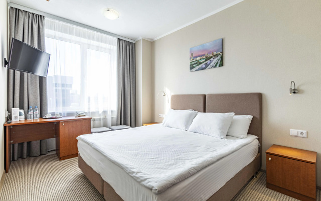 Parus Hotel