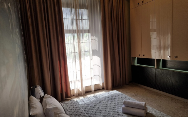 Premium Apartment Apartments