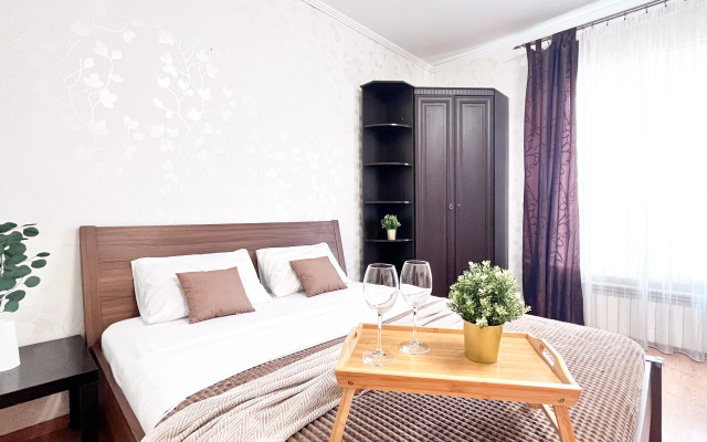Prostornaya Kvartira V Tsentre Apartments