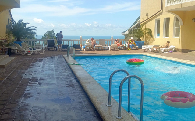 Aqua Life Guest House