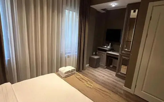 Parliament Palace Baku Hotel