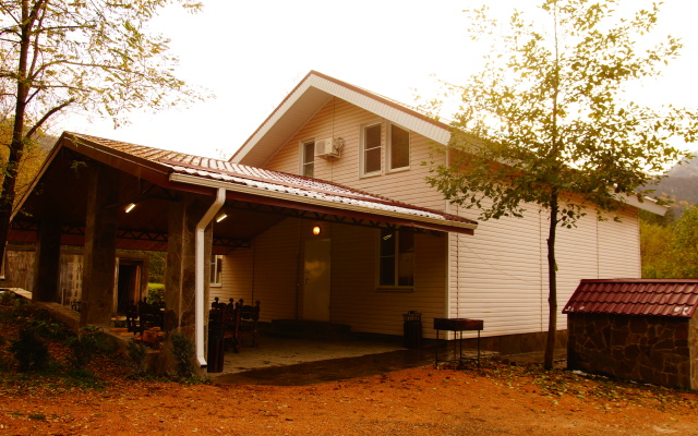 Шале Золотой родник