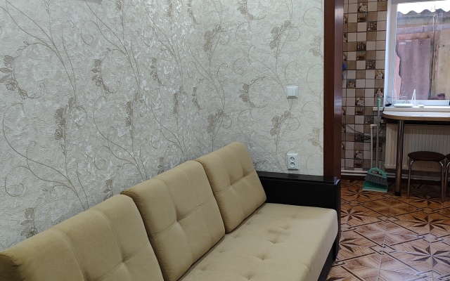 V Tsentre Goroda Apartments