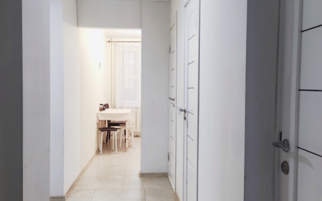 S Tremya Otdelnymi Komnatami I Kukhney Apartments