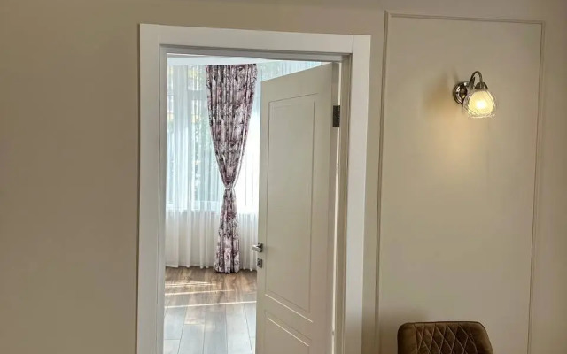 Na Rakhmaninova 49/15 Flat