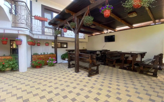 Aysberg Guest House