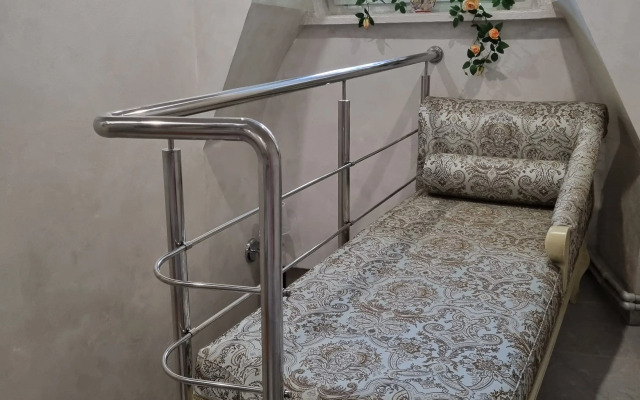 Na Sobornoy м Tsvetnike Flat