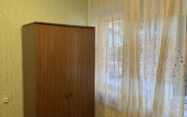 2-Kh Komntnaya Flat