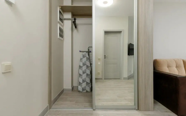 Studiya S Panoramnym Zastekleniem Dlya 3 Gostey Apartment