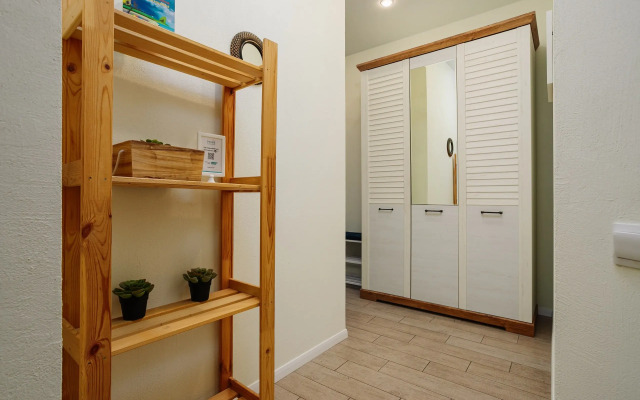 Na Trostnikovoj 35-2 More Apartments