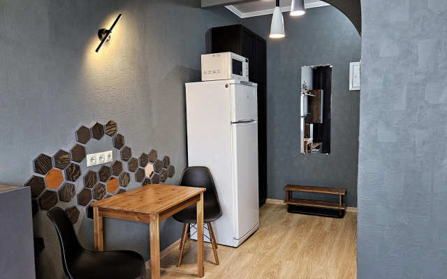 Studiya Na Leventsovke Flat