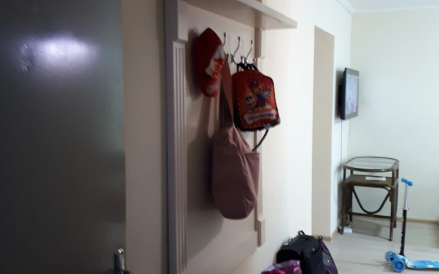 Mayak Na Naberezhnoy 21 Gorplyazh Flat