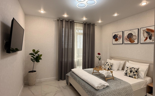 Апартаменты Большая квартира в центре Самары на набережной