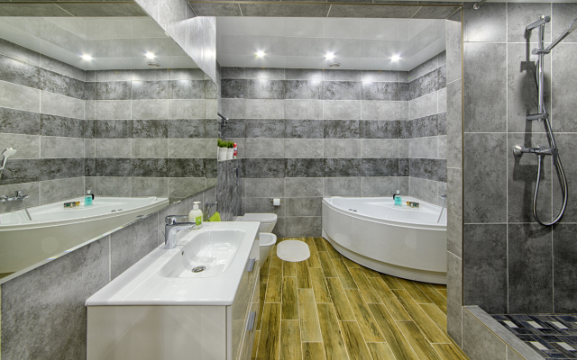 4-komnatnye HomeApart Kalvariyskaya, 16 Apartments