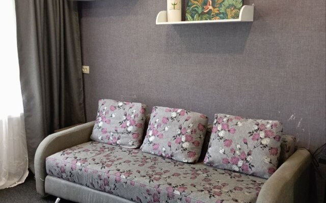 Апартаменты у жд станции Проспект Славы