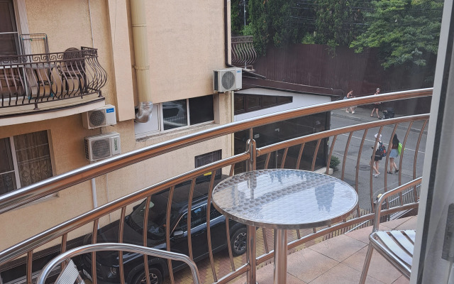 Kameya Guest house