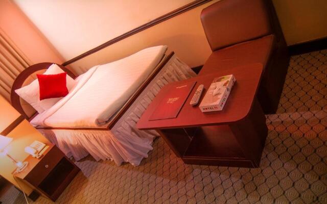 71 Hotel