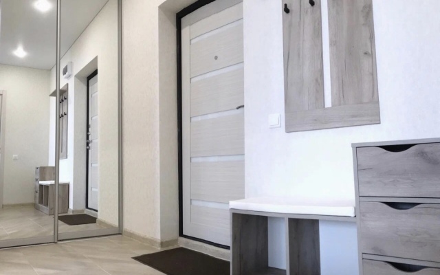 Na Pukhova 56 Flat
