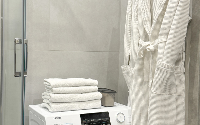 Апартаменты Улучшенные дизайнерские 37 м (Vivaldi центр Сакко 24)