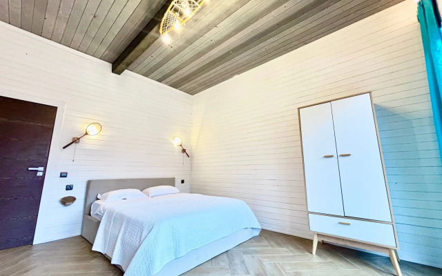 Апартаменты Кругозор 2-К Вид на Озеро