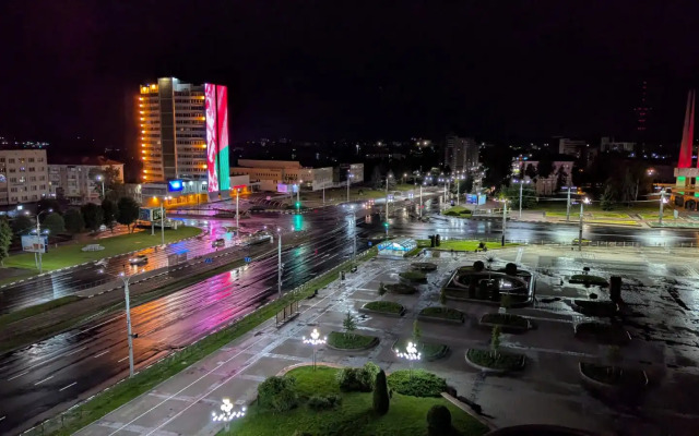 Апартаменты в самом центре Витебска с шикарным панорамным видом на площадь Победы