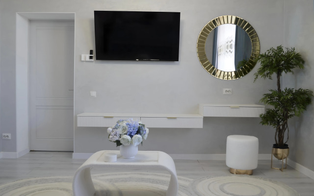 V narzannoy galereye naprotiv parka Apartments