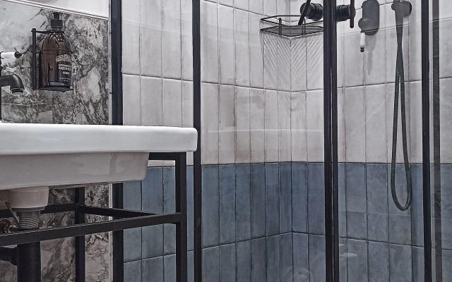 Отель Gizzat Plaza