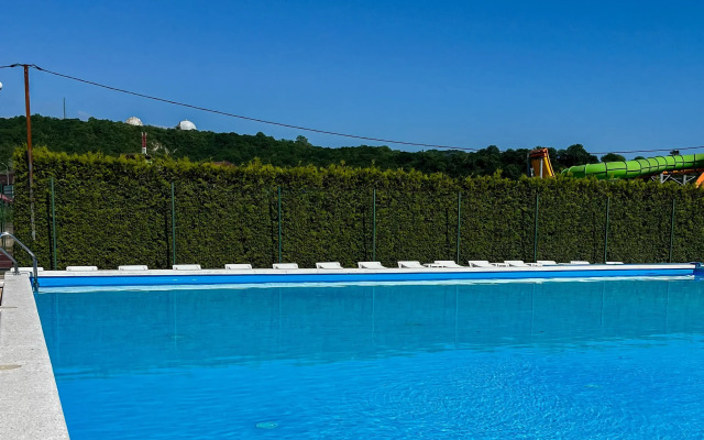 Morein Hotel