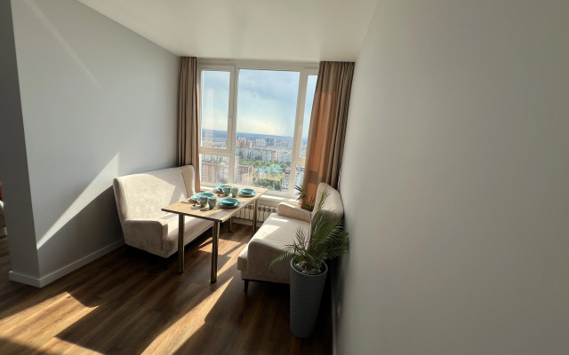 S Panoramnym Vidom Na Gorod Flat