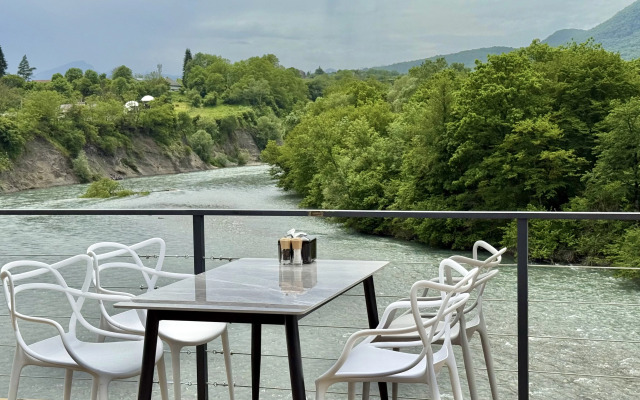 Rechnoy Berendey Guest house