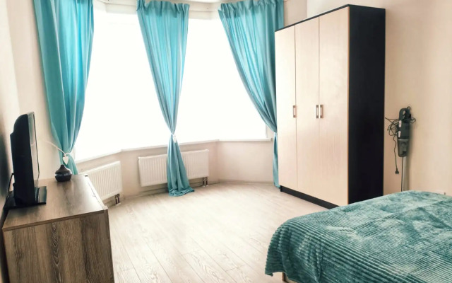 Yevrodvushka Vinovat V Novostroyke Flat