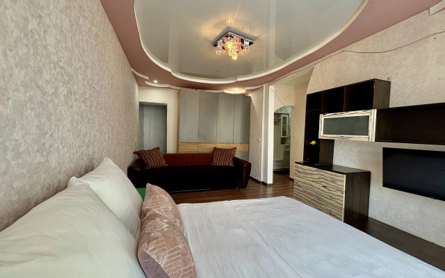 Квартира Уютная в центре на Батюшкова 9