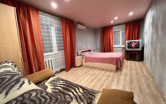 Апартаменты возле Мега Гринна